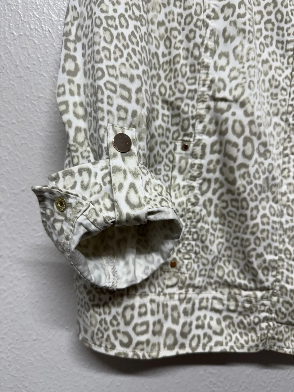 Chico’s Luxe Twill Utility Jacket Leopard Print Zip/Snap Front Jacket